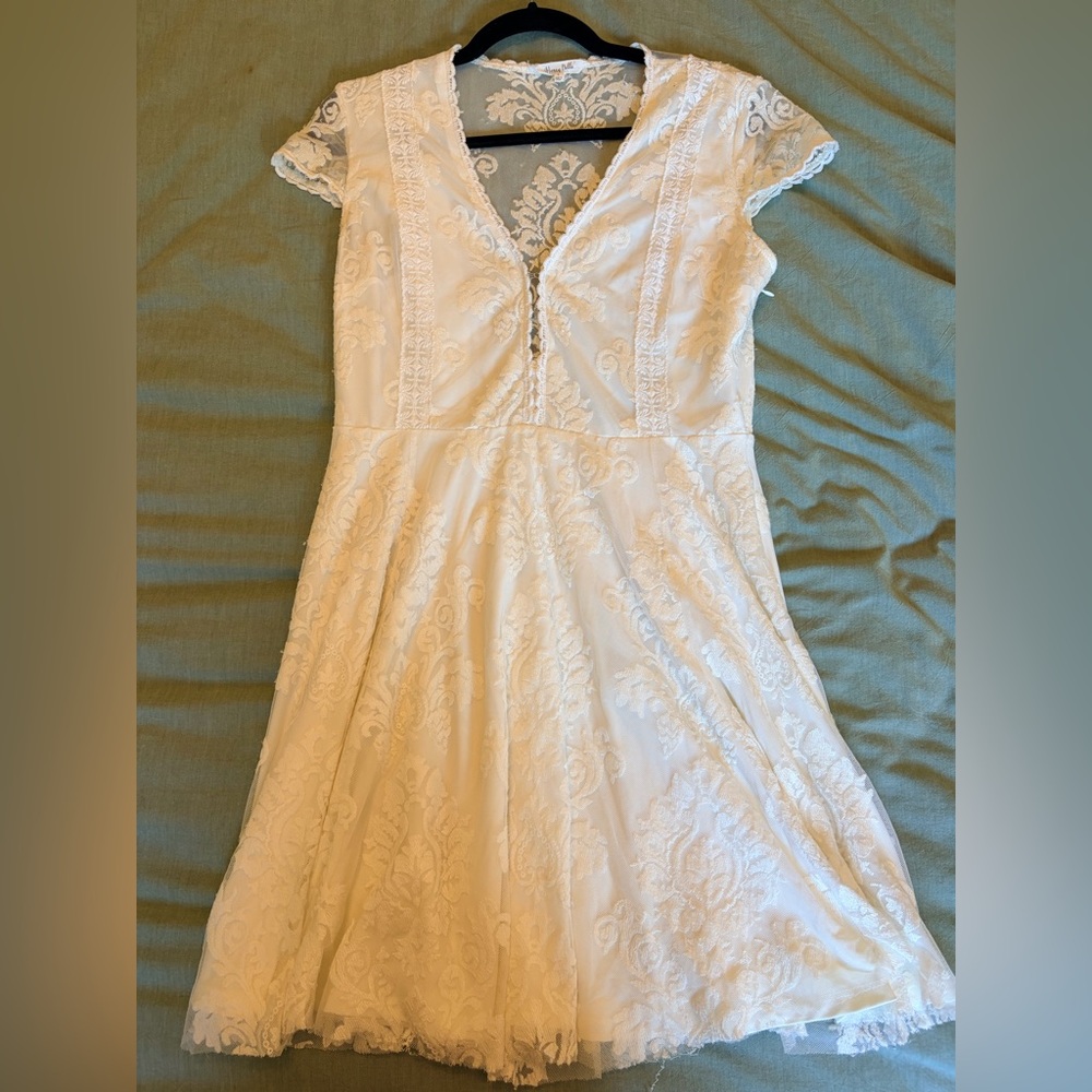 Honey Belle Lace Dress in Cream